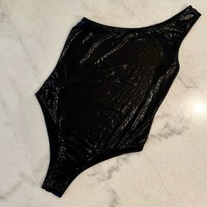 One shoulder crocodile embossed bodysuit